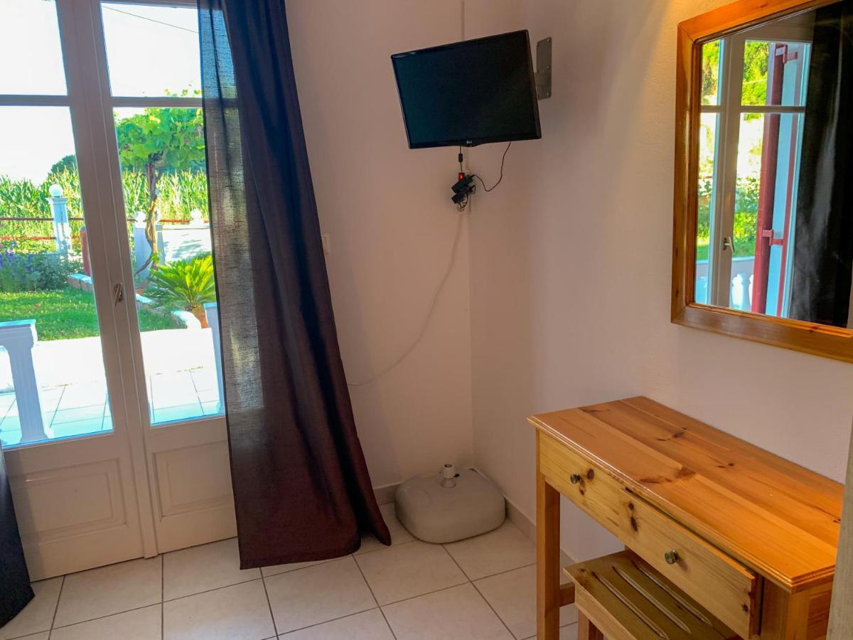 Virginia Apartments Vitalades Luaran gambar