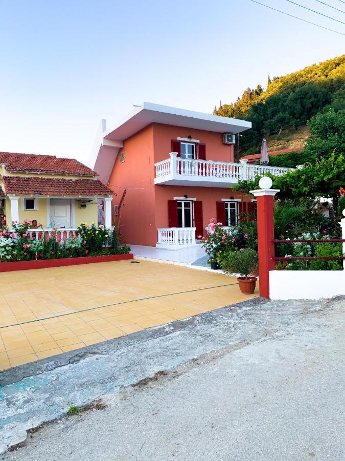 Virginia Apartments Vitalades Luaran gambar