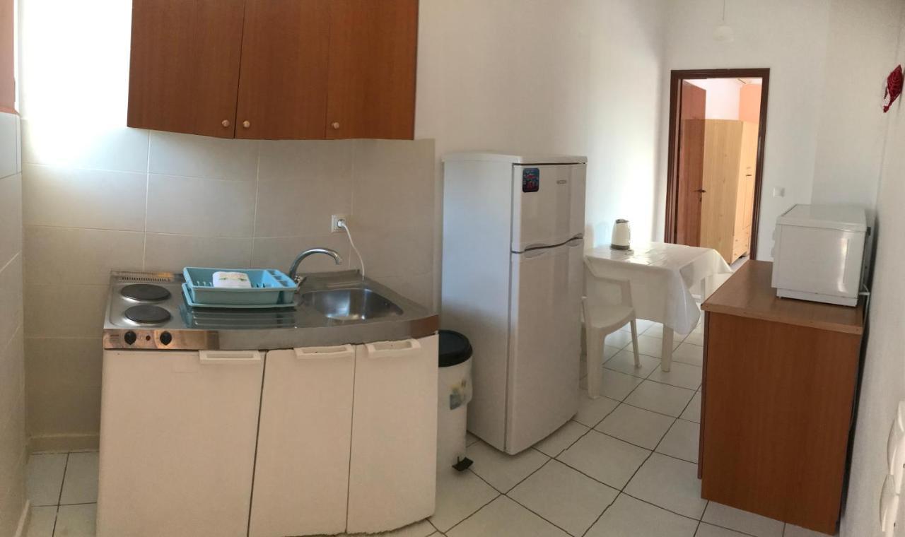 Virginia Apartments Vitalades Luaran gambar