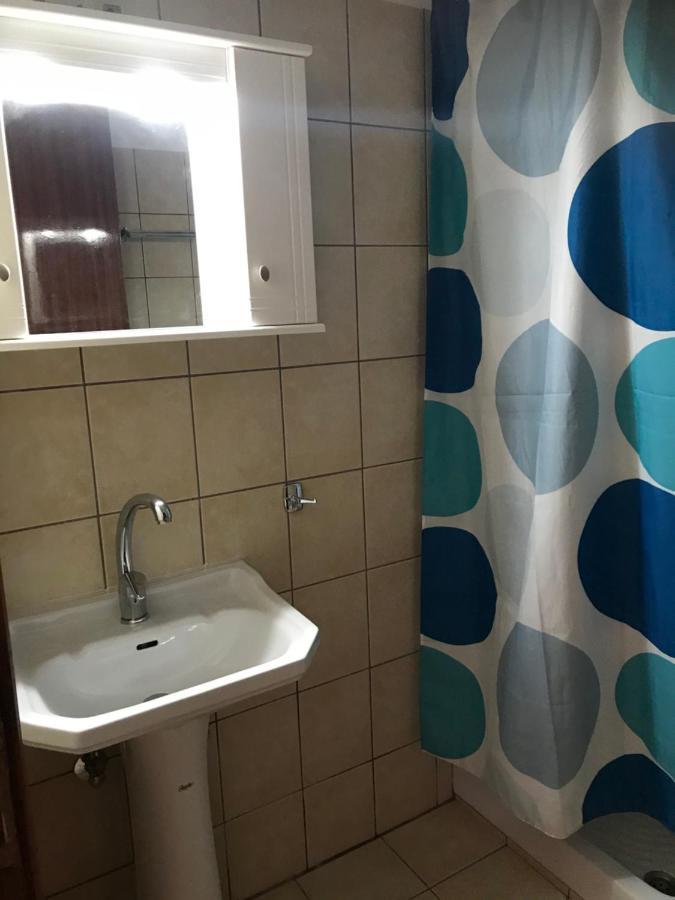 Virginia Apartments Vitalades Luaran gambar